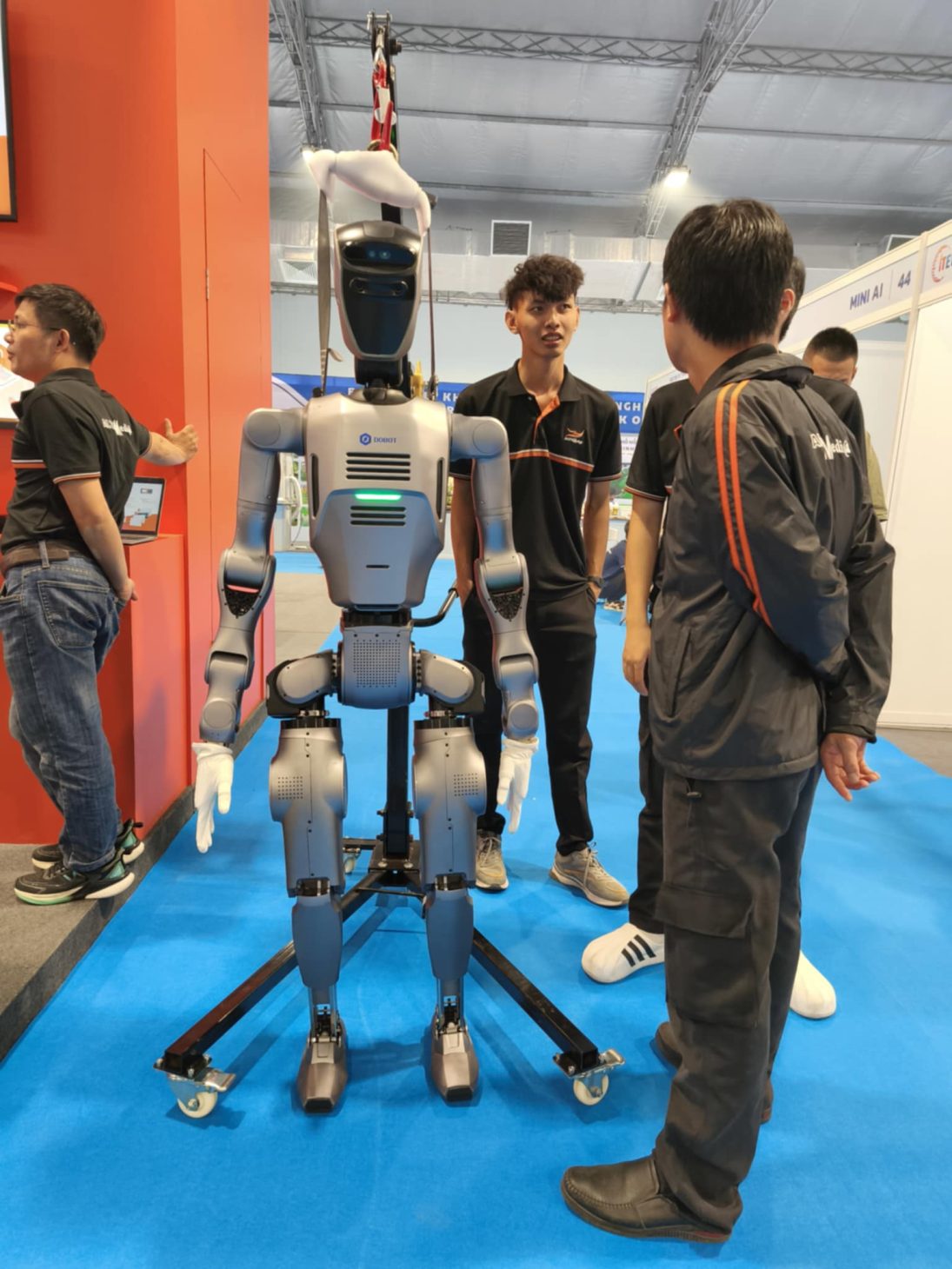 Khai mạc iTECH EXPO 2025: Kết nối sáng tạo - ứng dụng thực tiễn, hợp tác - giao thương - e015e53f f7c6 47a9 88d5 9ad70ac93912 1