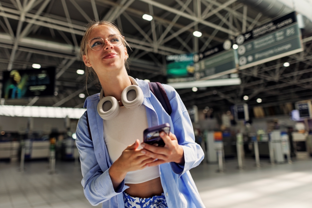 75% người thuộc thế hệ Gen Z sử dụng các công cụ tìm kiếm tích hợp AI mỗi ngày - Cach GenZ su dung AI trong du lich Anh minh hoa 5