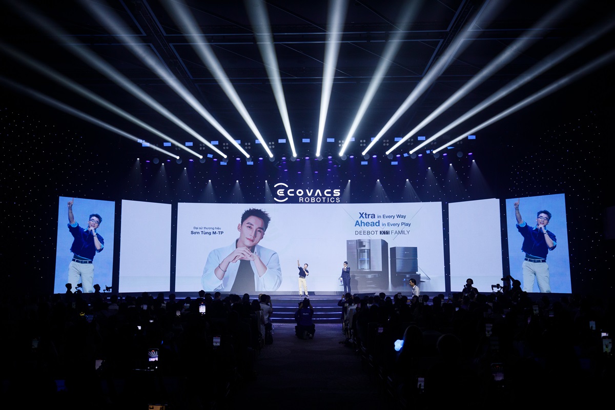 ECOVACS ra mắt bộ đôi robot hút bụi và lau nhà cao cấp, có thể dọn dẹp cho căn nhà lên đến 500m² - Dai su thuong hieu Son Tung M TP 01