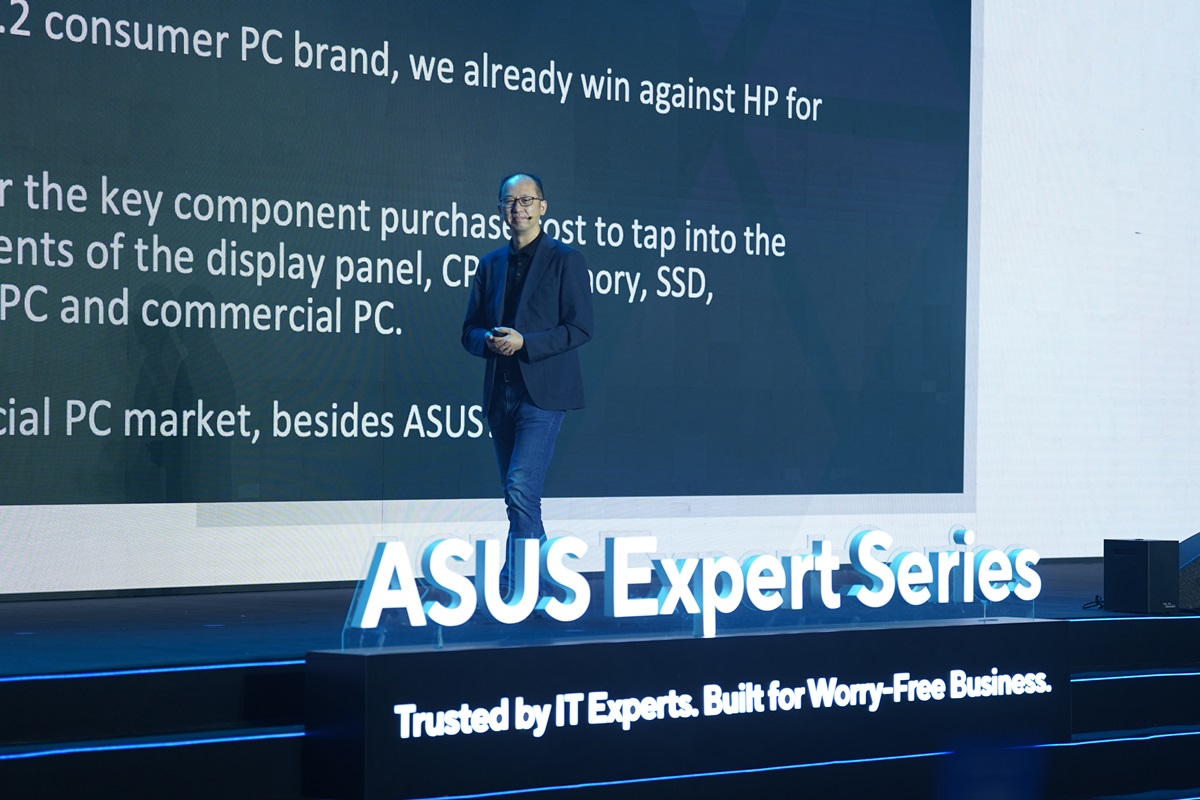 ASUS Expert Series - dải máy tính bền bỉ, hiệu suất, bảo mật cho doanh nghiệp Việt bước vào giai đoạn "vàng" nâng cấp - RAY05400