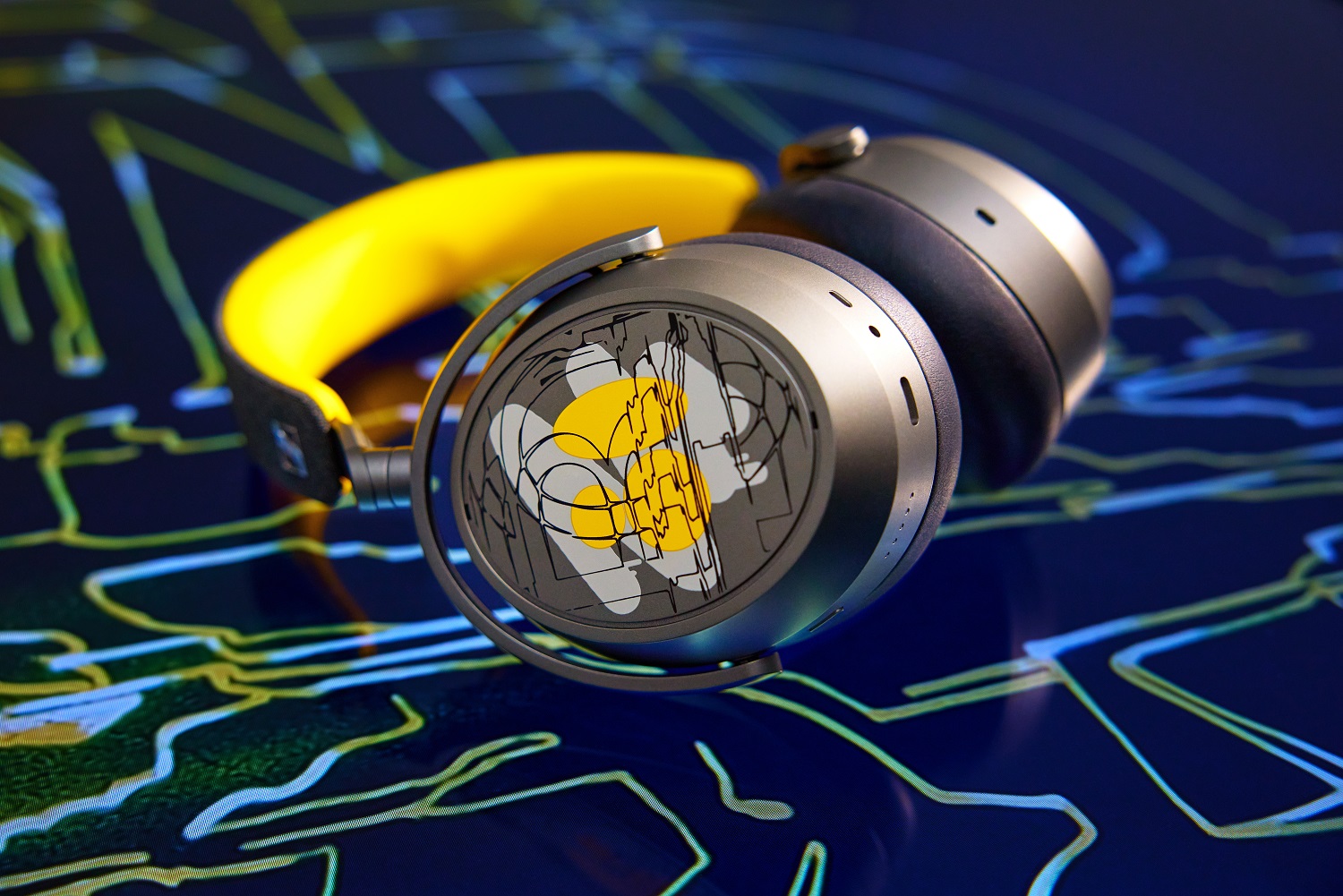 MOMENTUM 4 Wireless phiên bản giới hạn, bước đi mới của Sennheiser sau 80 năm - 2 MOMENTUM 4 Wireless special edition
