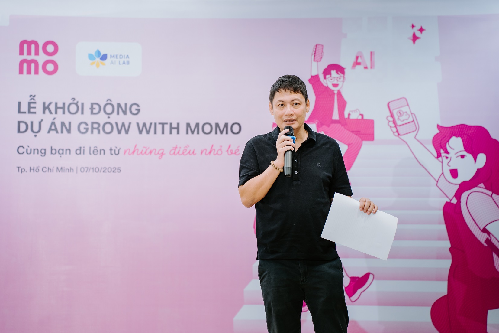 Grow with MoMo, trao cơ hội cho những bạn trẻ khó khăn nhưng giàu nghị lực - 3. Ong Nguyen Manh Tuong Dong sang lap Dong Chu tich HQDT kiem Tong giam doc dieu hanh MoMo