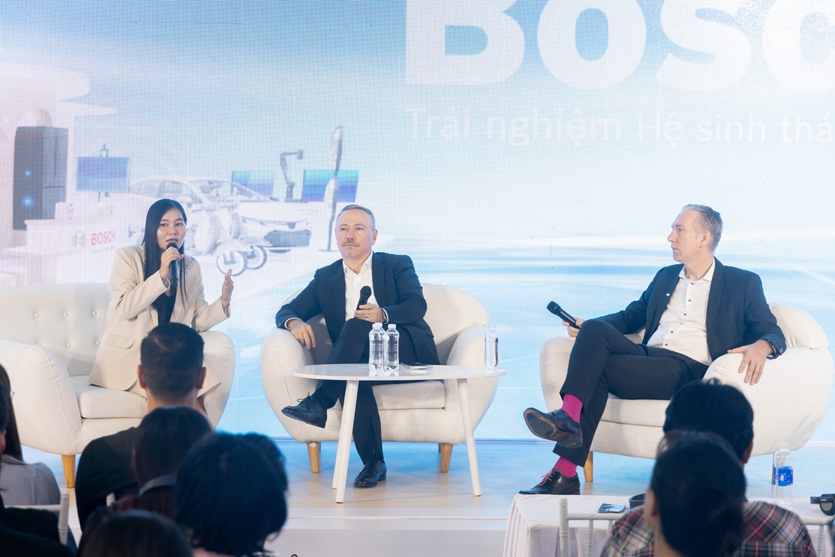 Bosch mang loạt sản phẩm từ nhà, ra phố, đến nhà máy trưng bày tại GigaMall, tiếp cận trực tiếp người dùng 1 Bosch mang loạt sản phẩm từ nhà, ra phố, đến nhà máy trưng bày tại GigaMall, tiếp cận trực tiếp người dùng - 9F1A9805