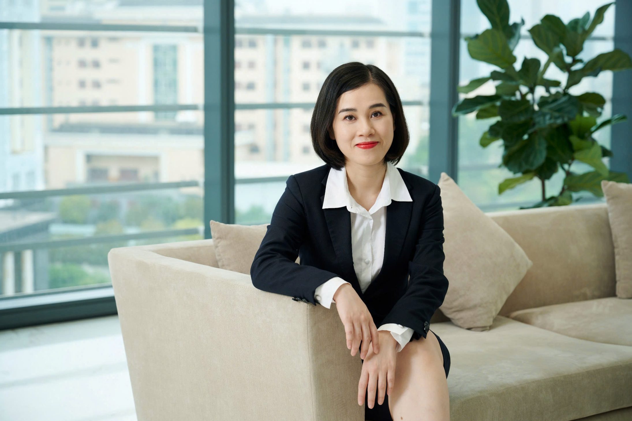 Tổng Giám đốc Viettel Global vào danh sách 100 nữ lãnh đạo ảnh hưởng lớn nhất châu Á - C Hoa VTG