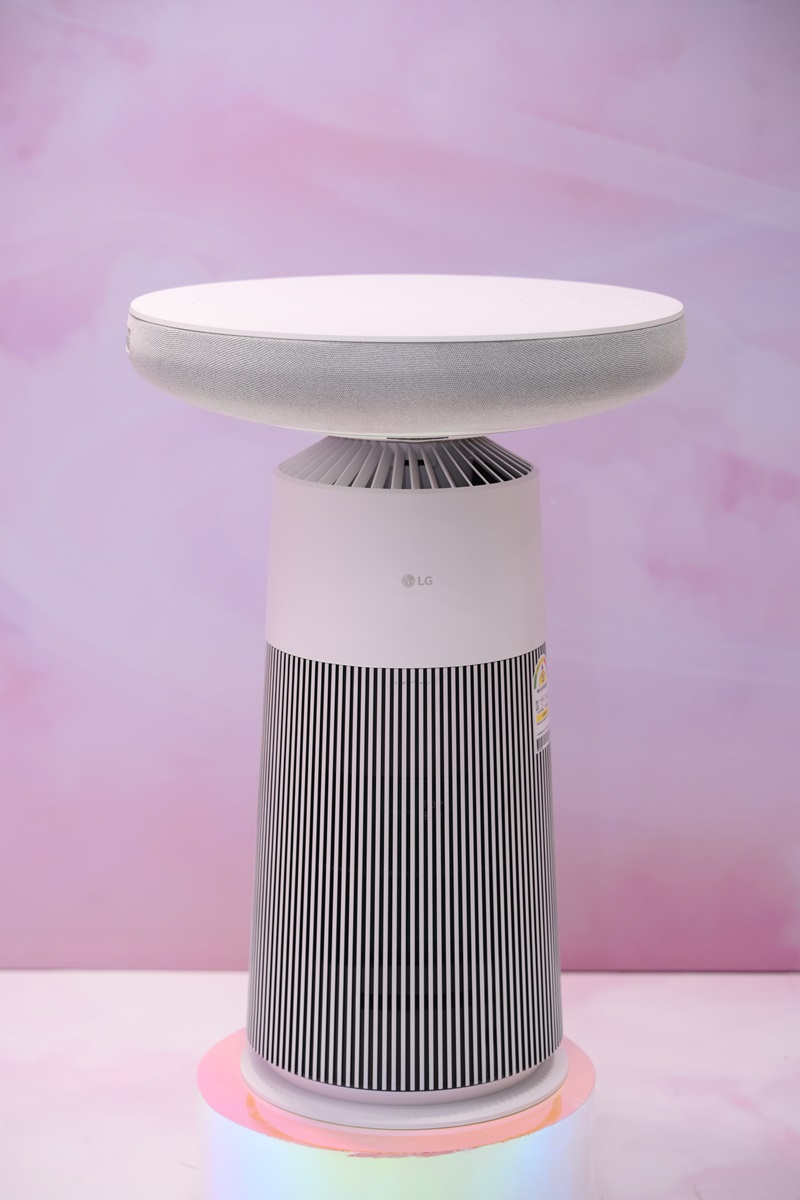 LG ra mắt máy lọc không khí PuriCare AeroSpeaker và máy hút ẩm Dual Inverter Mojave đa nhiệm thế hệ mới - LG PuriCare AeroSpeaker la mot manh ghep cua LG Objet bo suu tap thiet bi gia dung va giai tri cao cap cua LG tai Viet Nam