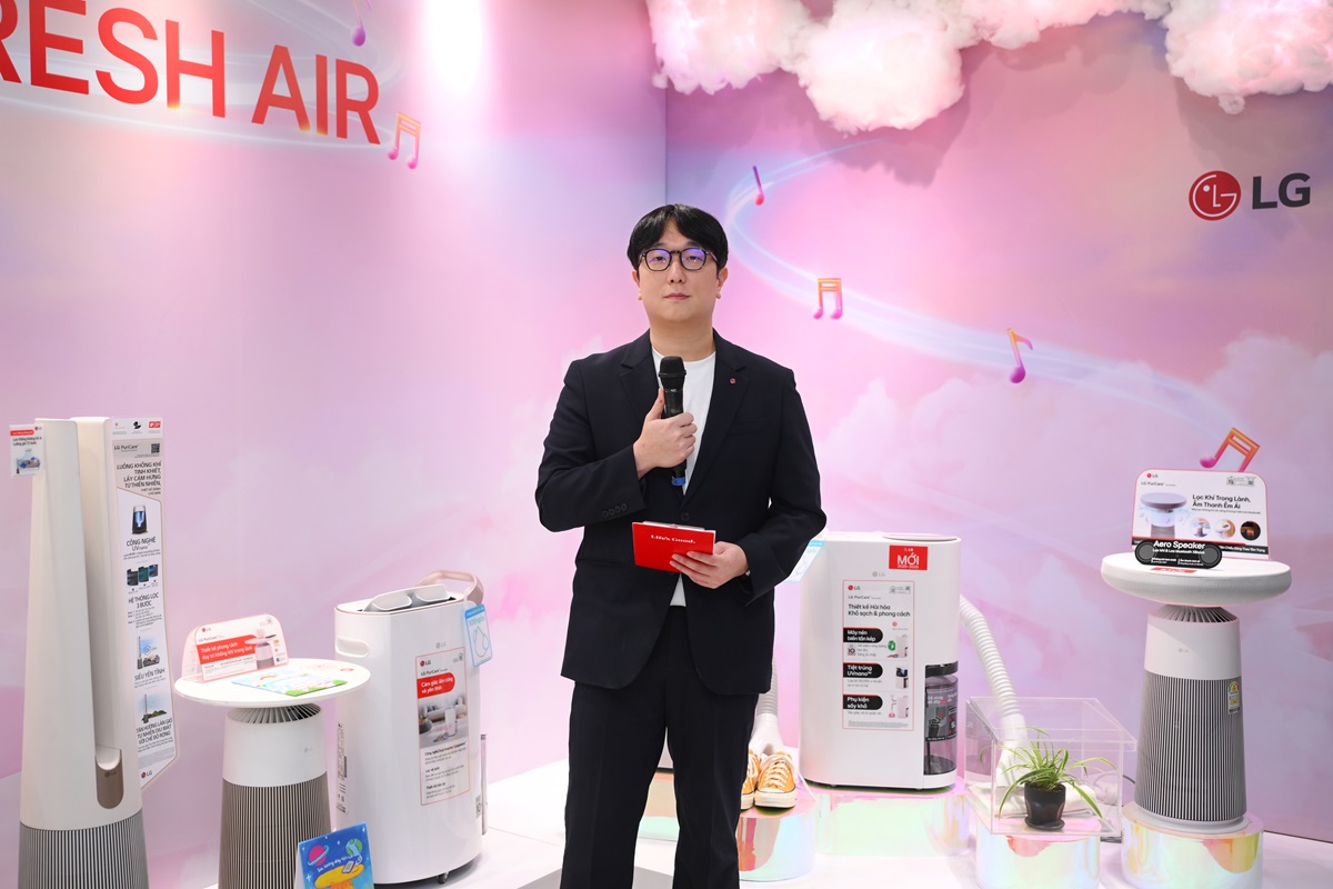 LG ra mắt máy lọc không khí PuriCare AeroSpeaker và máy hút ẩm Dual Inverter Mojave đa nhiệm thế hệ mới - Ong Shim Seongbo Giam doc Nganh hang Giai phap Khong khi LG Electronics Viet Nam