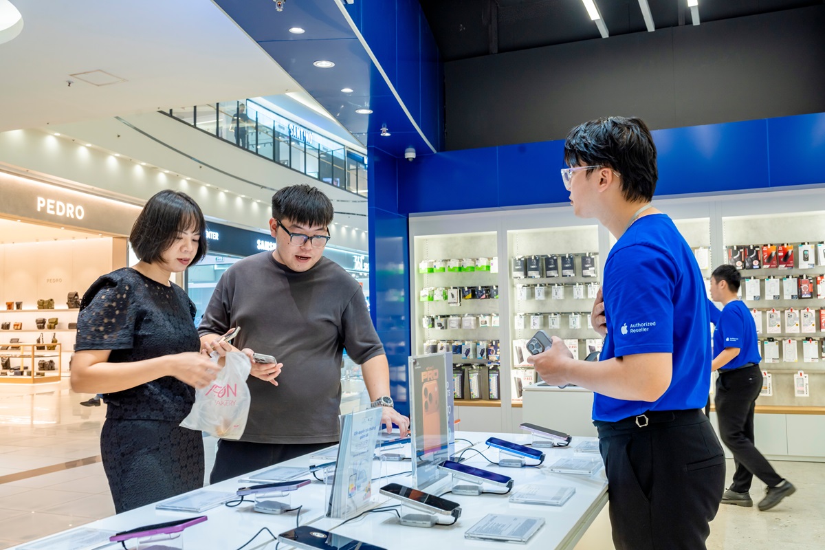 Khai trương cửa hàng ShopDunk+ đầu tiên tại trung tâm thương mại AEON Mall Long Biên - TUA09999 25