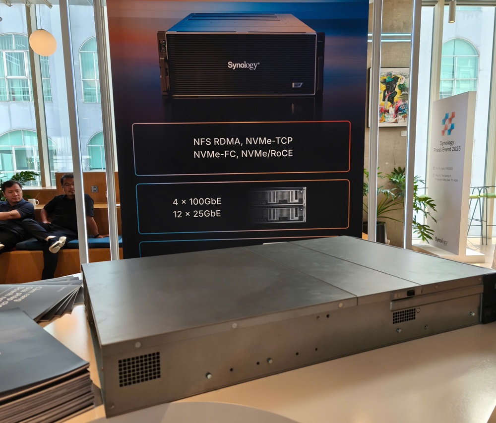 Kỷ niệm 25 thành lập, Synology ra mắt loạt giải pháp sao lưu dữ liệu thông minh, tích hợp AI dành cho doanh nghiệp - z7070526111577 114147c011c4ab7a9b20f9636d6db524