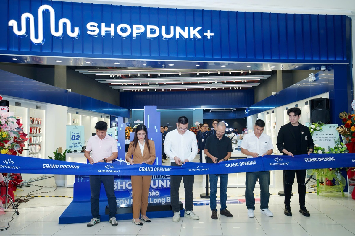 Khai trương cửa hàng ShopDunk+ đầu tiên tại trung tâm thương mại AEON Mall Long Biên - z7078366770943 9e0562a0ae6fec26cb93aa5af06117c5