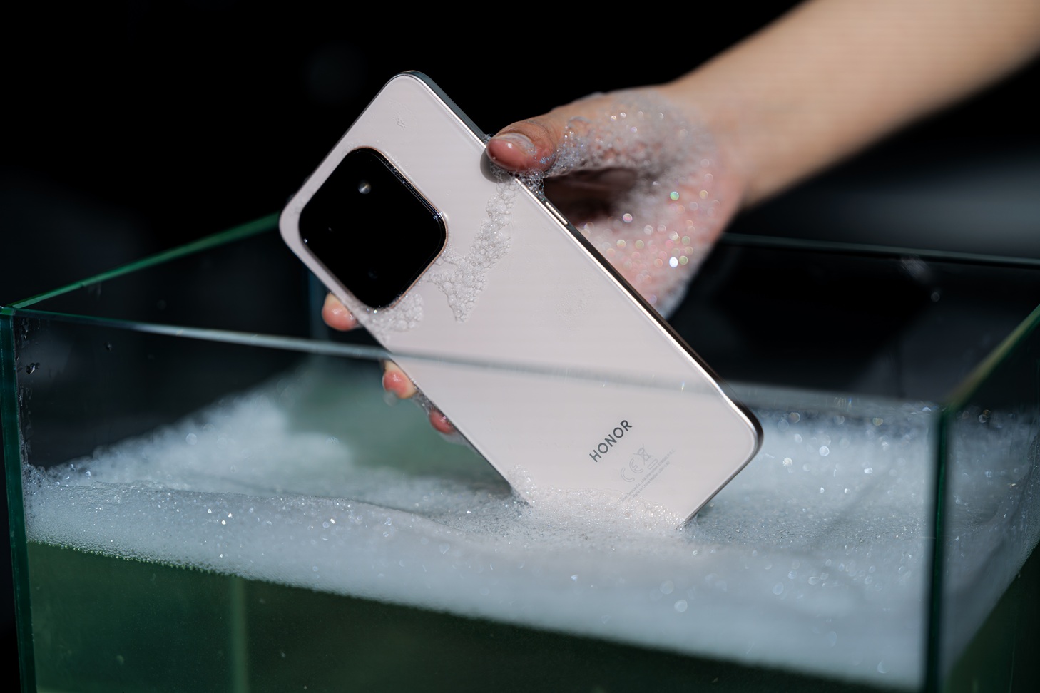 HONOR X7d, smartphone “nồi đồng cối đá” ra mắt bằng màn thử nghiệm khắc nghiệt khó tin - 251020 HONOR NAMNGUYEN 0823