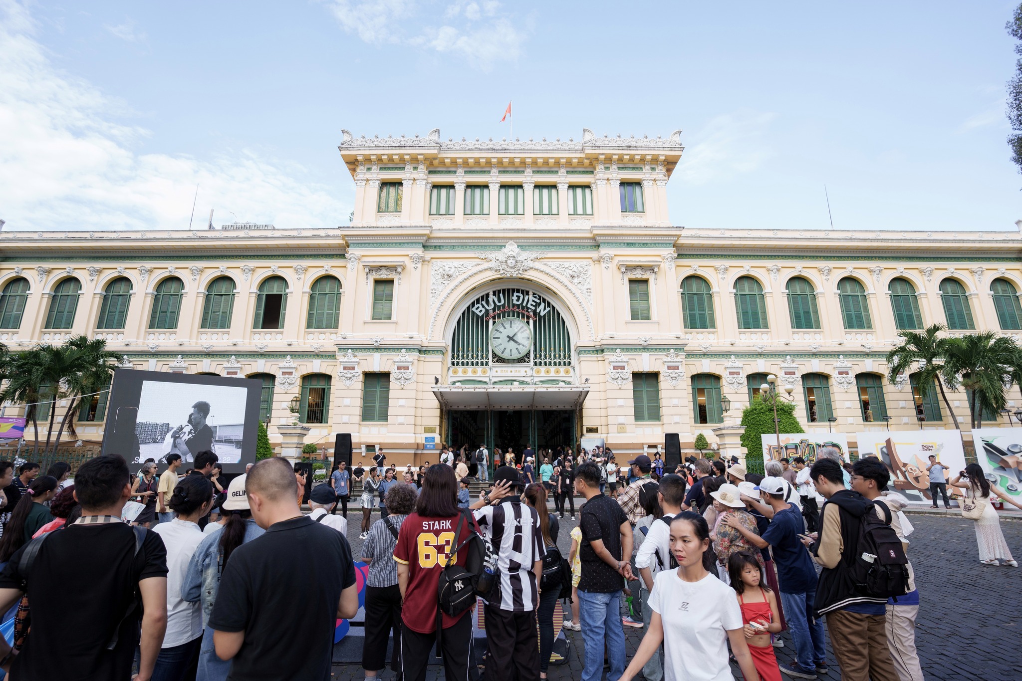 Saigon Urban Street Fest 2025, nhảy đường phố, Graffiti và hàng loạt hoạt động ấn tượng, sẽ diễn ra ở trung tâm Sài Gòn 2 Saigon Urban Street Fest 2025, nhảy đường phố, Graffiti và hàng loạt hoạt động ấn tượng, sẽ diễn ra ở trung tâm Sài Gòn - Gioi tre hao hung den trai nghiem Saigon Urban Street Fest 2024