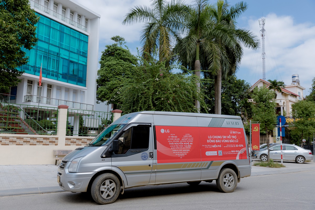 LG miễn phí kiểm tra và sửa chữa thiết bị điện tử gia dụng đến 11 tỉnh thành miền Trung ảnh hưởng bão lũ 2 LG miễn phí kiểm tra và sửa chữa thiết bị điện tử gia dụng đến 11 tỉnh thành miền Trung ảnh hưởng bão lũ - Hinh 4