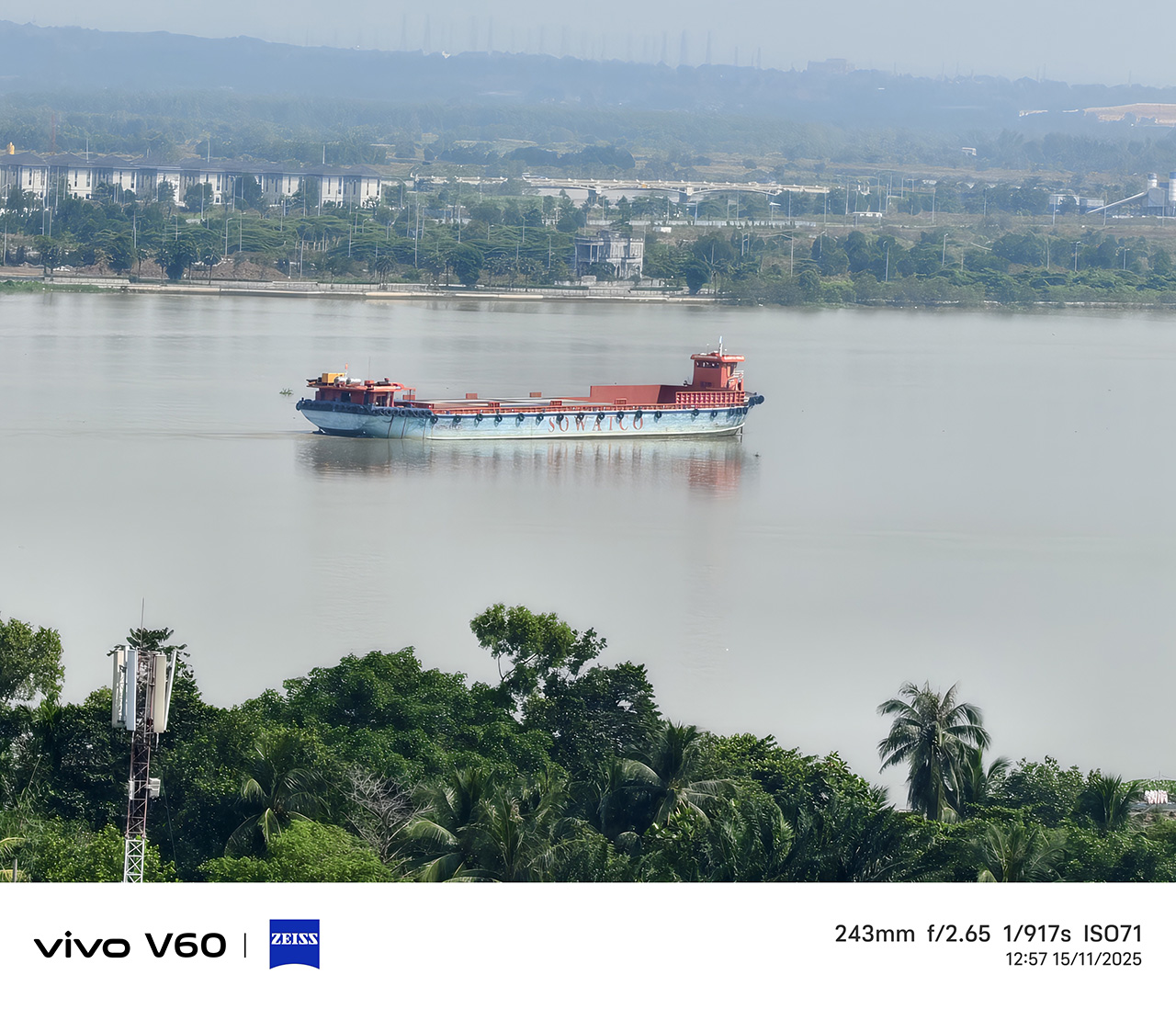 vivo V60 5G: Pin "trâu" trong thân máy mảnh mai, camera ấn tượng, thoải mái giải trí, sáng tạo nội dung số 11 vivo V60 5G: Pin "trâu" trong thân máy mảnh mai, camera ấn tượng, thoải mái giải trí, sáng tạo nội dung số - IMG 20251115 125731