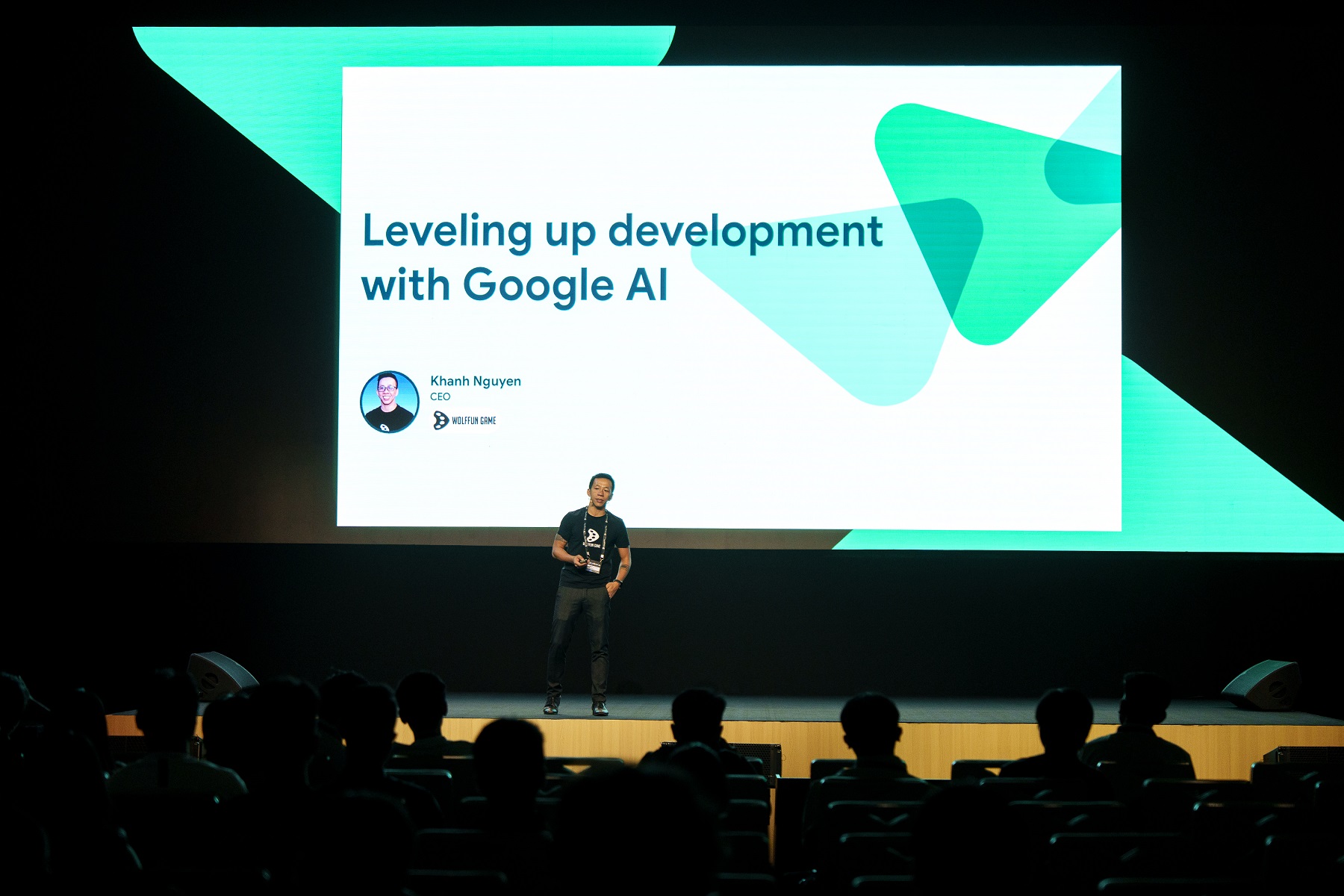 Việt Nam tăng trưởng 65% trong ngành game và ứng dụng, là “cường quốc ứng dụng” 3 Việt Nam tăng trưởng 65% trong ngành game và ứng dụng, là “cường quốc ứng dụng” - Ong Nguyen Dinh Khanh CEO Wolffun