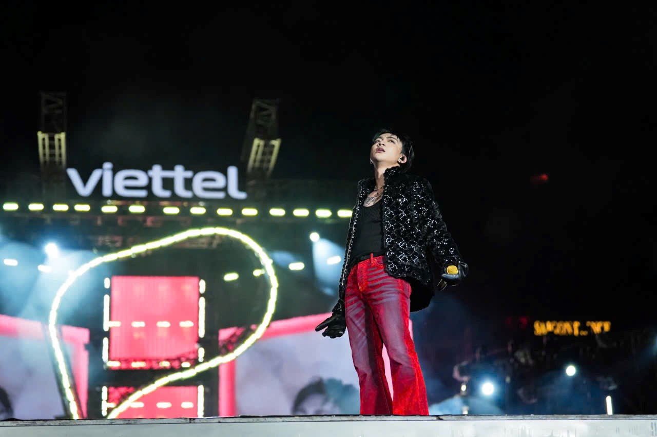 Đêm nhạc Y-Fest 2025: Mãn nhãn, cảm xúc, lập kỷ lục hơn 100.000 khán giả cùng hòa ca, kết nối mượt hai điểm cầu qua sóng 5G Viettel - Sobin