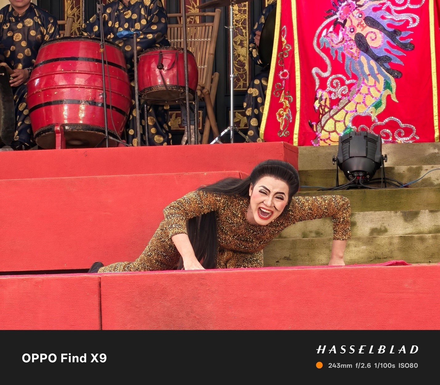 Quyến rũ, mạnh mẽ, bộ AI hoàn toàn mới - OPPO Find X9 sẵn sàng đối đầu trực diện với đối thủ phân khúc cao cấp - op8