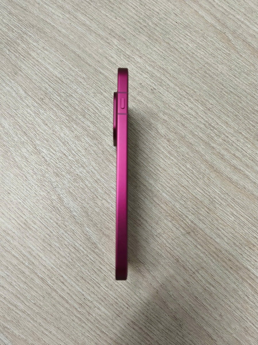 Trải nghiệm OPPO Find X9 màu Đỏ: Siêu phẩm nhiếp ảnh, cao thủ kết nối, thoải mái giao tiếp dù không biết ngoại ngữ - z7211703462598 6977e8097b78fb3cc1f97a6133404127 1