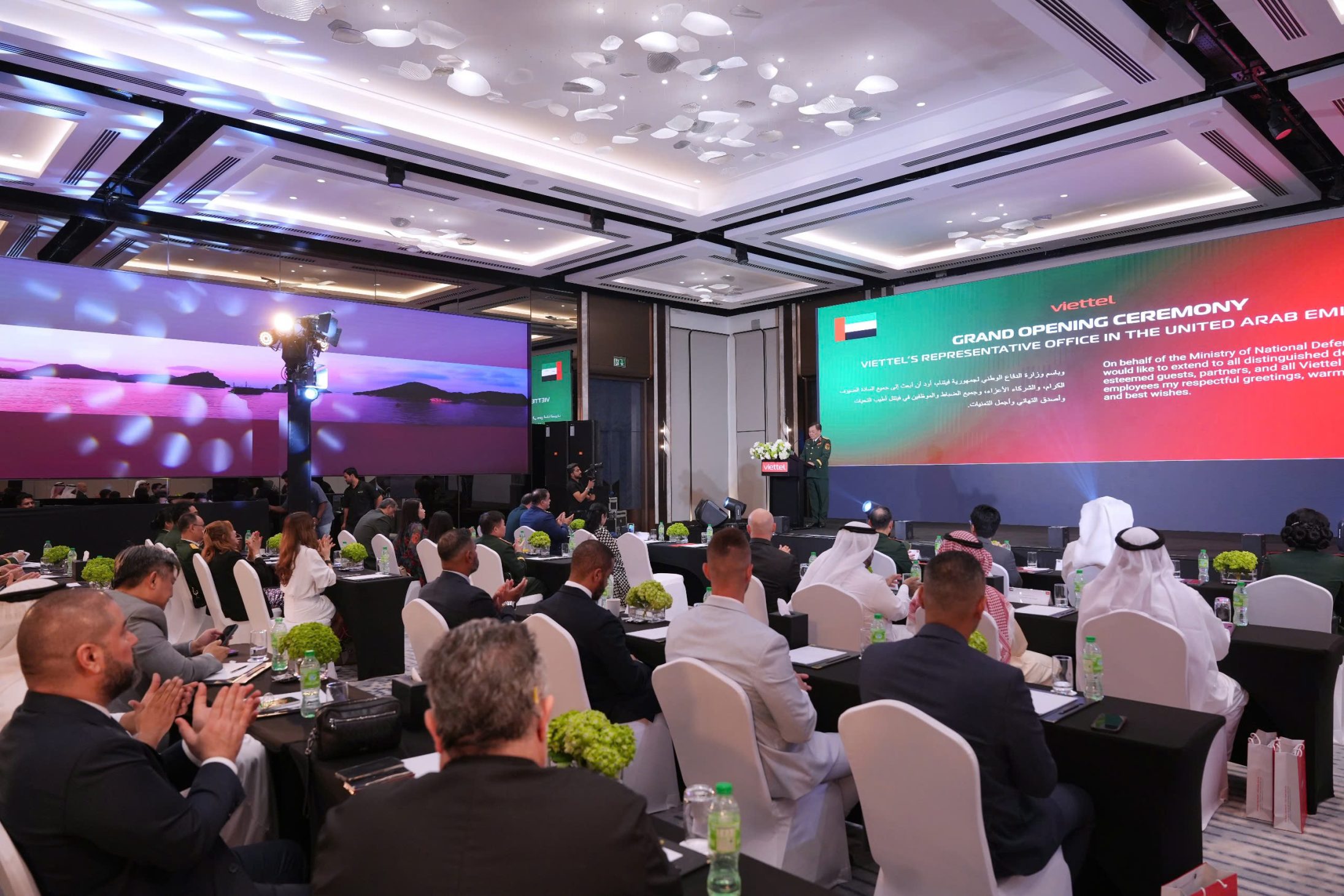 Viettel chính thức khai trương Văn phòng đại diện tại Các Tiểu vương quốc Ả Rập Thống nhất - z7242095161987 be3f5338fccfdc9e0f9800701c89bb0b