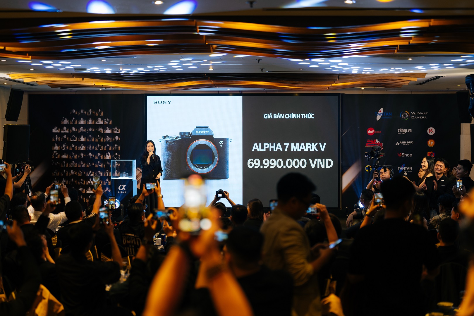 Sony Alpha 7 V, máy ảnh chuẩn Hybrid Full-frame, tích hợp AI, ra mắt với giá thân máy là 69,99 triệu đồng - 12