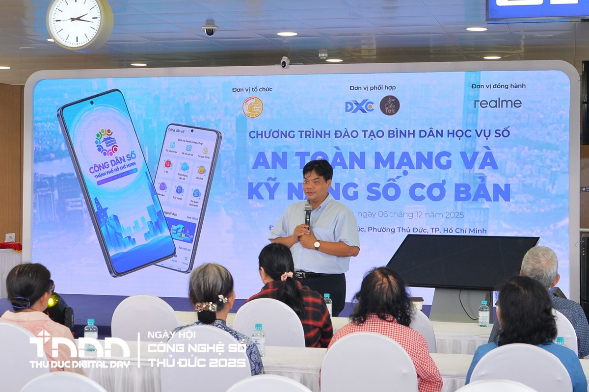 Độc đáo Ngày hội Công nghệ số Thủ Đức 2025 tổ chức ngay tại Ga Metro, khuyến khích người dân lên tàu đến tham quan - 6 3