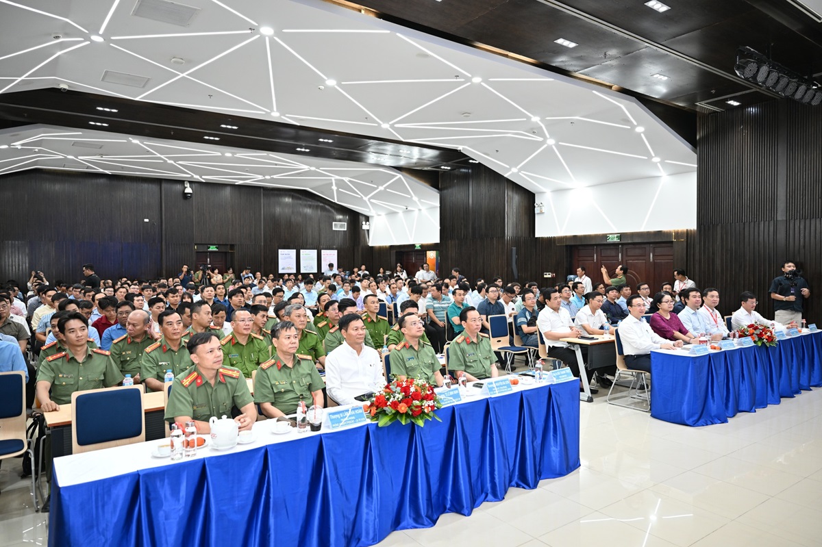 Tập huấn và Diễn tập thực chiến đảm bảo an toàn thông tin mạng TP.HCM năm 2025 - 601820464 1280173907465095 611016424278846267 n