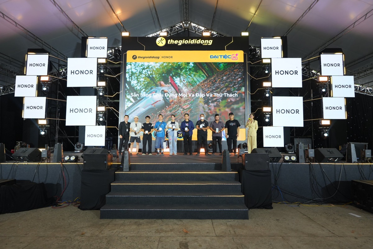 Thế Giới Di Động mở đại tiệc AI, ưu đãi giá loạt sản phẩm tại Nhà Văn hóa Thanh Niên - DSC01642