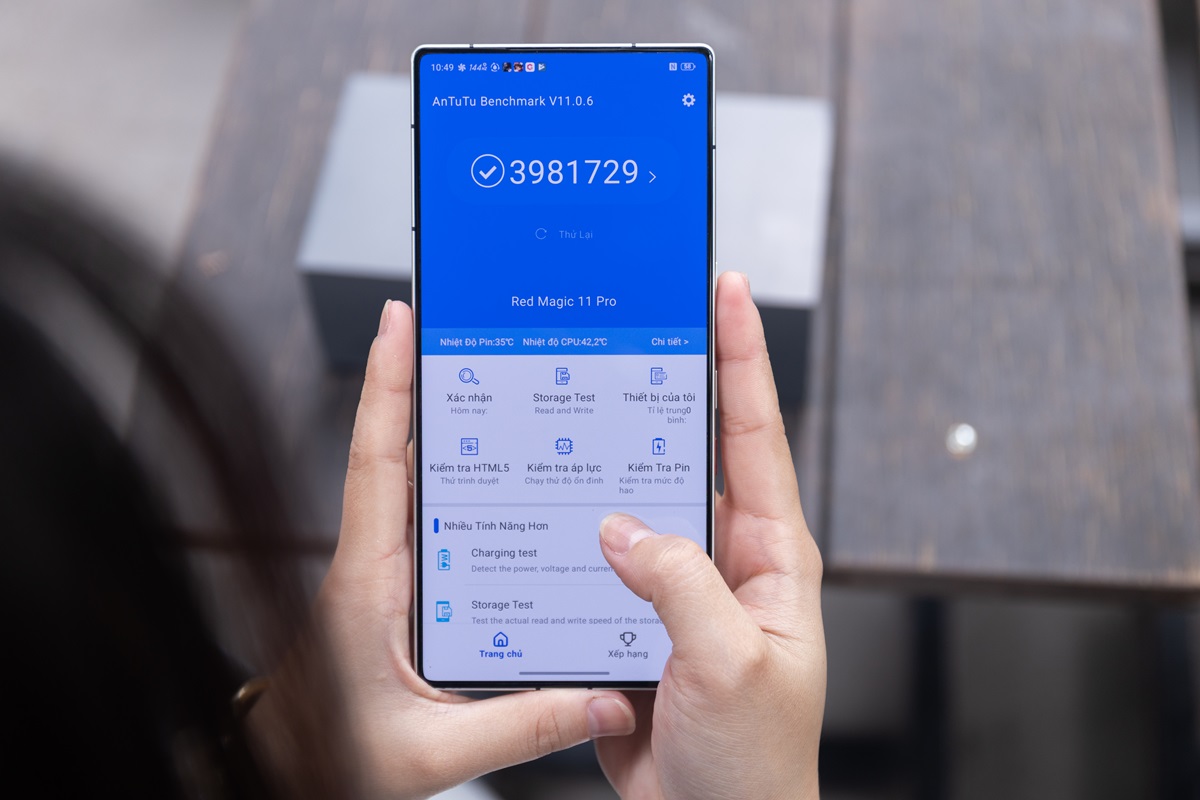 "Quái thú" REDMAGIC 11 Pro, mẫu smartphone dành cho game thủ hardcore - REDMAGIC 11 Pro 15