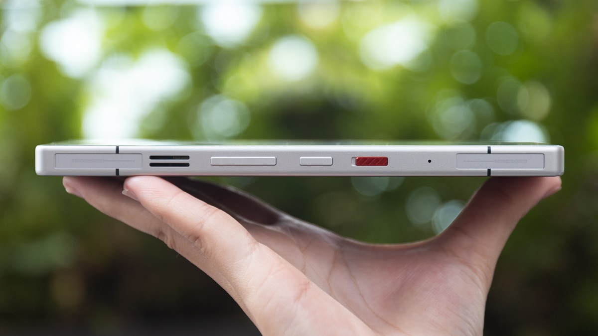 "Quái thú" REDMAGIC 11 Pro, mẫu smartphone dành cho game thủ hardcore - REDMAGIC 11 Pro 4