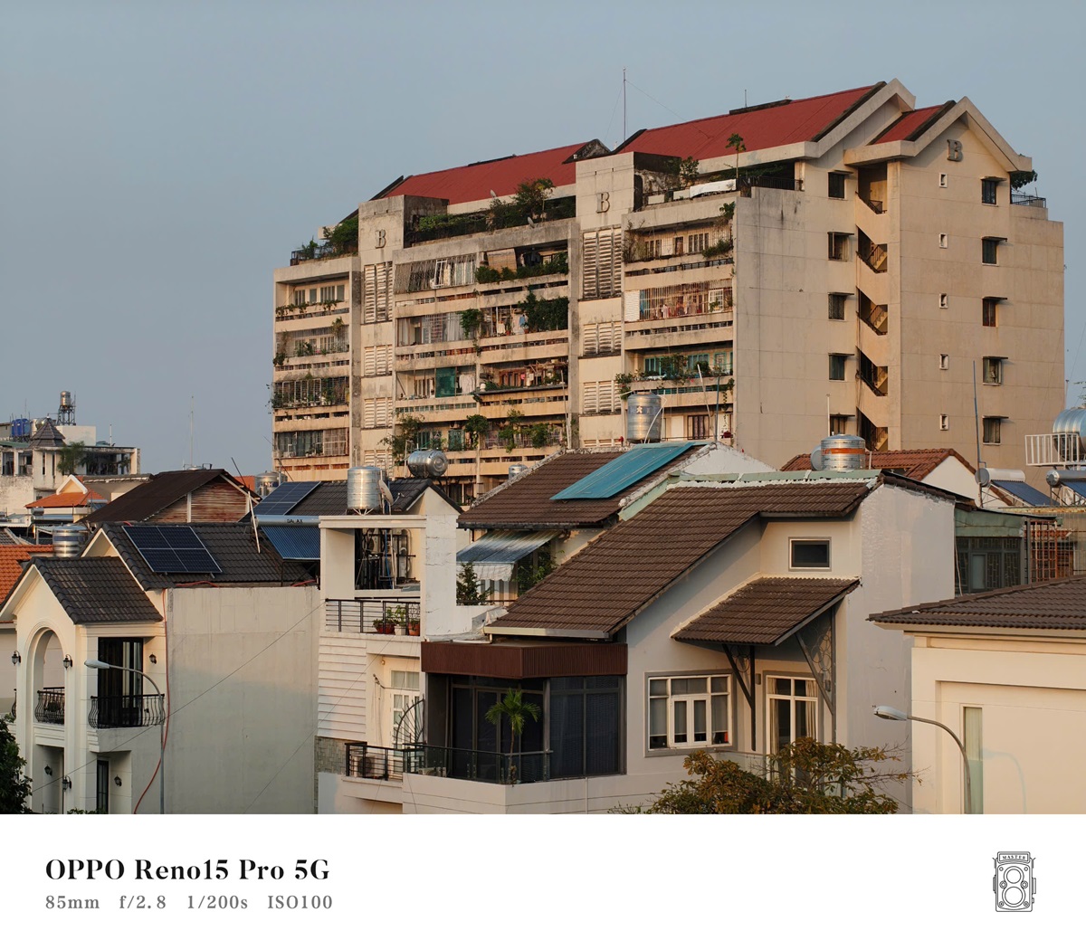 Khui hộp sớm bộ đôi OPPO Reno15 và Reno15 Pro, bất ngờ với thiết kế "Mưa Sao Băng" - z7377132023905 2210d2d3fe6e2dddae58029a9cd1b0e5