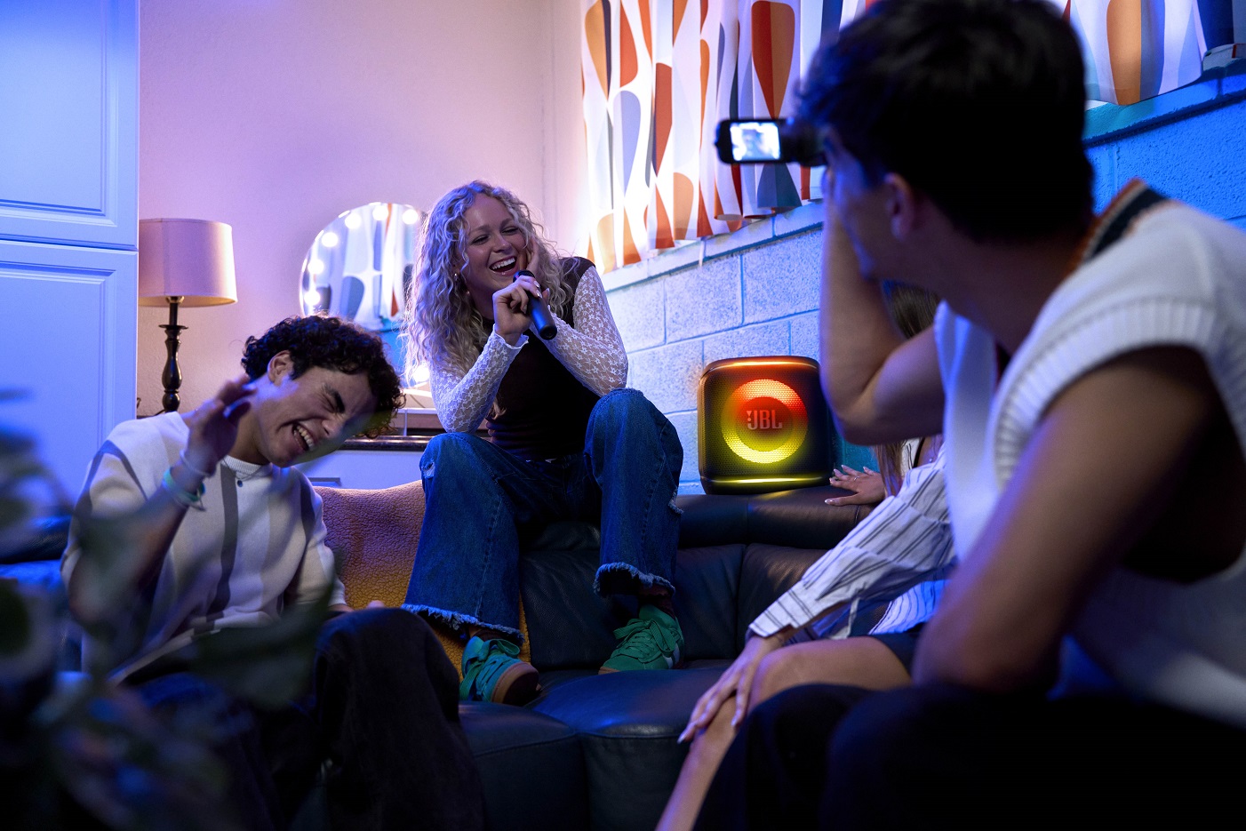 Mua loa nghe Tết, JBL tung ưu đãi chưa từng có cho mọi dòng loa, tai nghe - JBL Partybox Encore 2