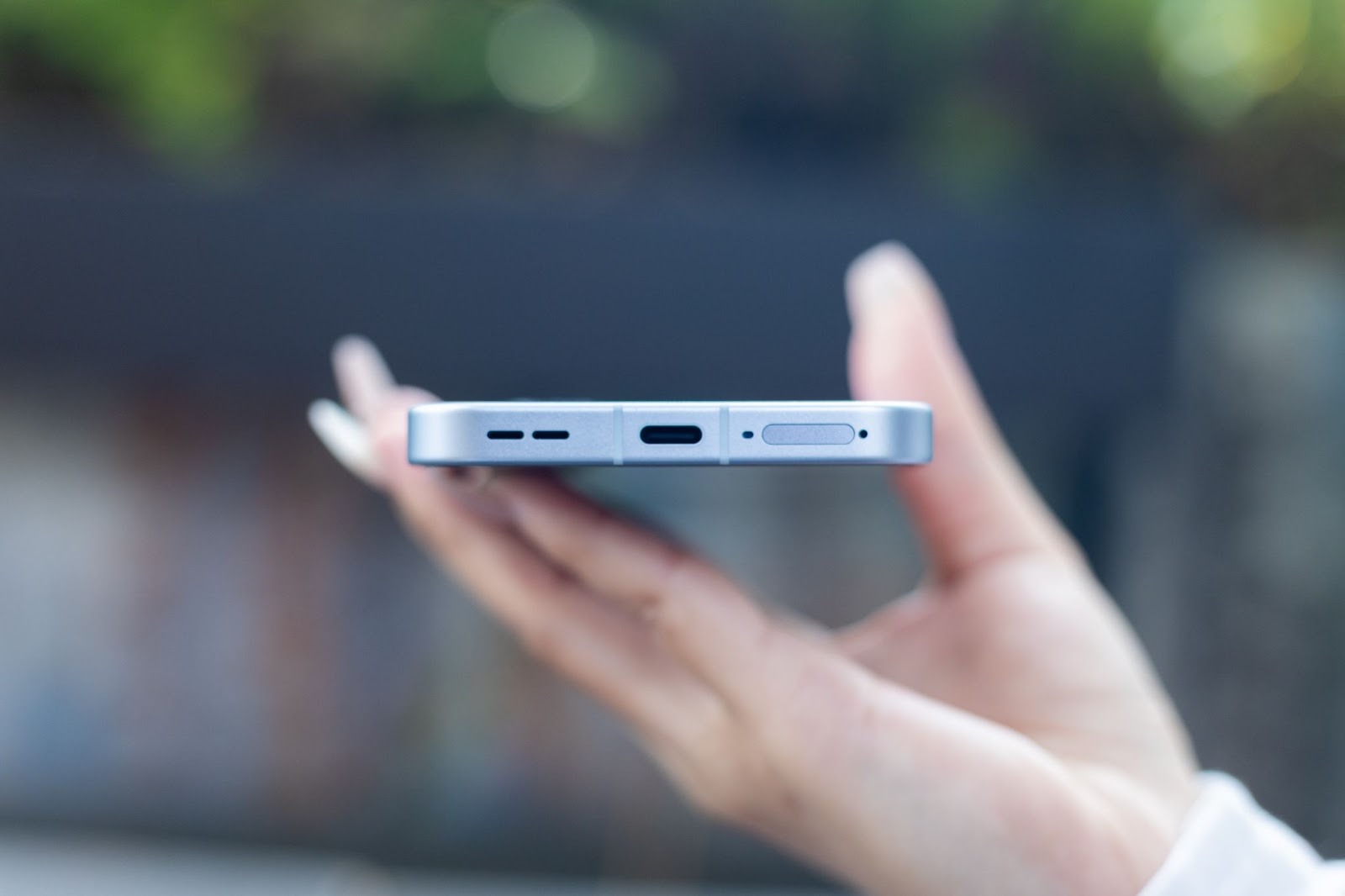 Trải nghiệm sâu OPPO Reno15 Series: "Hào quang" từ thiết kế đến khả năng nhiếp ảnh AI thông minh 200MP 2 Trải nghiệm sâu OPPO Reno15 Series: "Hào quang" từ thiết kế đến khả năng nhiếp ảnh AI thông minh 200MP - image 4