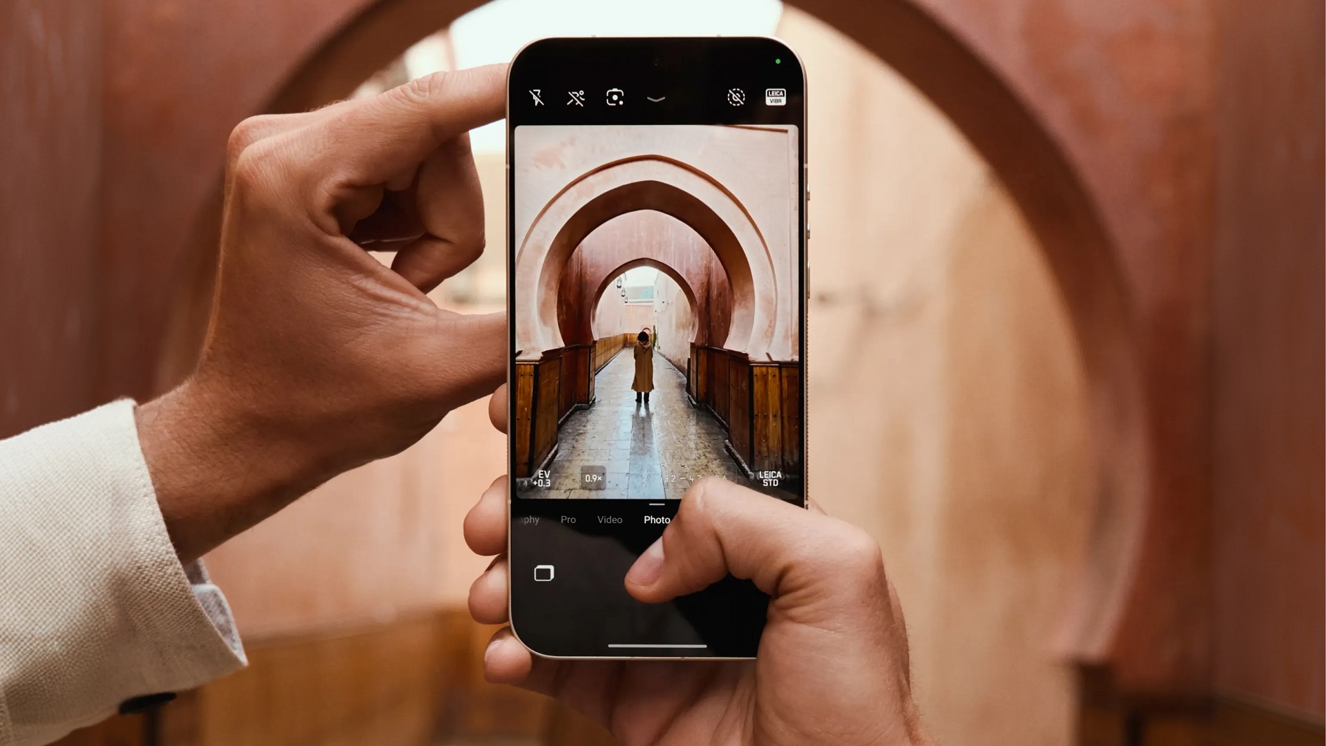 Xiaomi 17 Series, flagship nổi bật đã ra mắt tại Việt Nam, cảm biến lớn, thiết kế đẹp 7 Xiaomi 17 Series, flagship nổi bật đã ra mắt tại Việt Nam, cảm biến lớn, thiết kế đẹp - Leitzphone Essential Camera