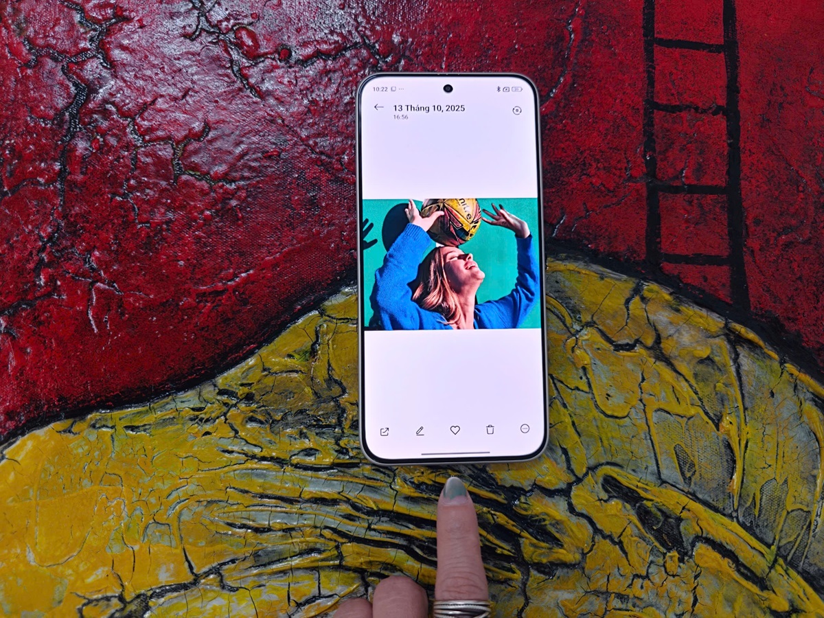 REDMI Note 15 Pro 5G: Camera 200MP chụp ảnh đẹp, quăng thả, xịt nước vẫn bình an vô sự - z7499689891172 148c9678535896fd490f2c02a808dee9