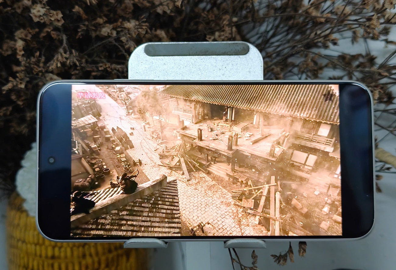 REDMI Note 15 Pro 5G: Camera 200MP chụp ảnh đẹp, quăng thả, xịt nước vẫn bình an vô sự - z7500318295263 eb425c89eeef86b8e8bc50885f181730