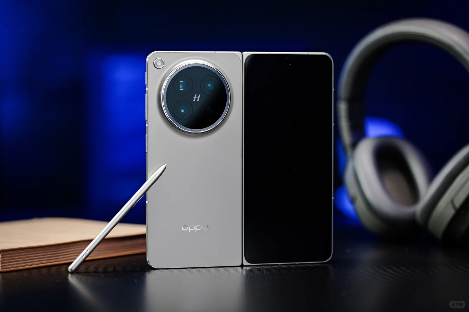  OPPO Find N6, Flagship gập nếp gấp vô hình, giá 64,99 triệu đồng - 9 8