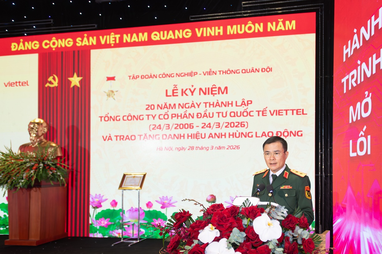 Viettel 20 năm, từ "đầu tư ra nước ngoài" sang "chiến lược kinh doanh toàn cầu" 3 Viettel 20 năm, từ "đầu tư ra nước ngoài" sang "chiến lược kinh doanh toàn cầu" - Anh 3 Chu tich kiem Tong Giam doc Tap doan Tao Duc Thang nhan manh Viettel san sang duong dau voi nhung thu thach moi trong hanh trinh kinh doanh toan cau