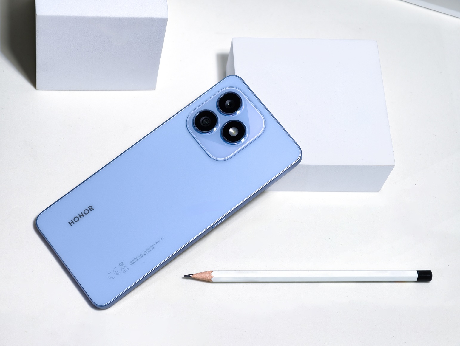 HONOR X8d, smartphone pin 7000mAh thân máy mỏng, có camera AI và nút AI riêng, giá bất ngờ - HONOR X8d
