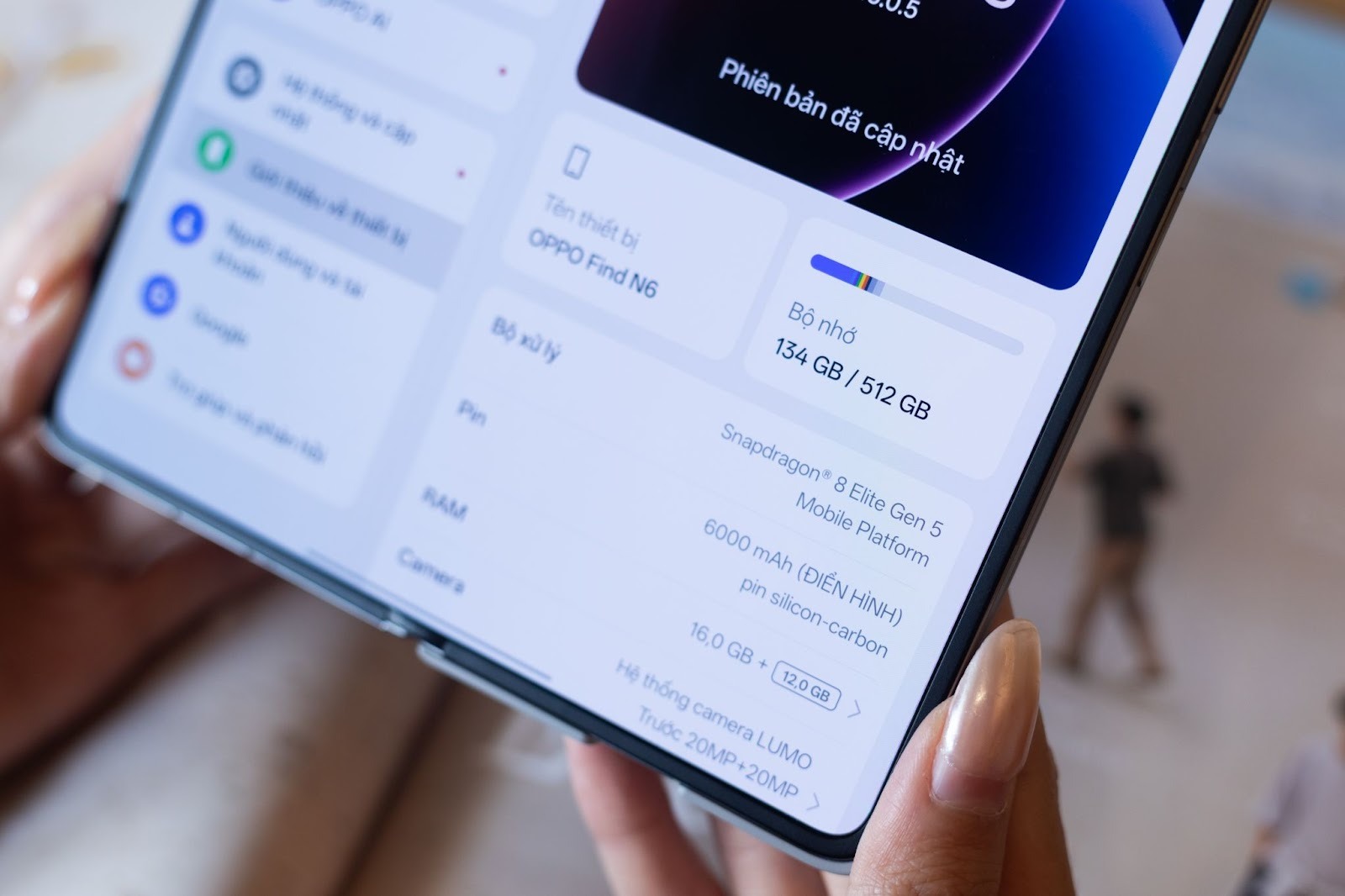 OPPO Find N6: Văn phòng và studio nghệ thuật giao thoa trong một kiệt tác gập - image 48