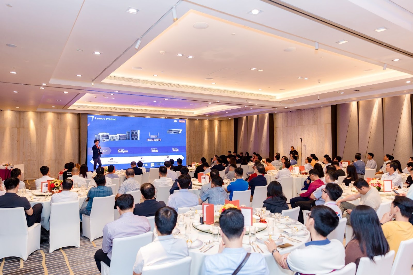 Lenovo và FPT hợp tác thúc đẩy ứng dụng AI tại Việt Nam - image 67