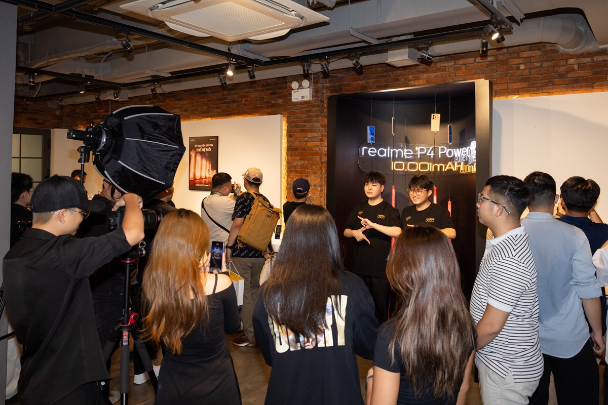 realme P4 Power: Điện thoại siêu pin đạt mốc 10001mAh, độ sáng màn hình 6500nits lần đầu tiên bán tại Việt Nam - 0GN 2205