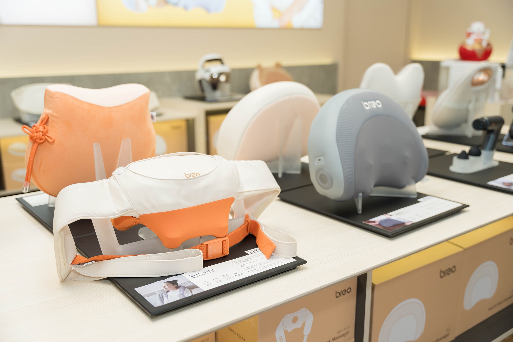 Thương hiệu máy massage di động Breo ra mắt cửa hàng đầu tiên tại Việt Nam - CAM04750