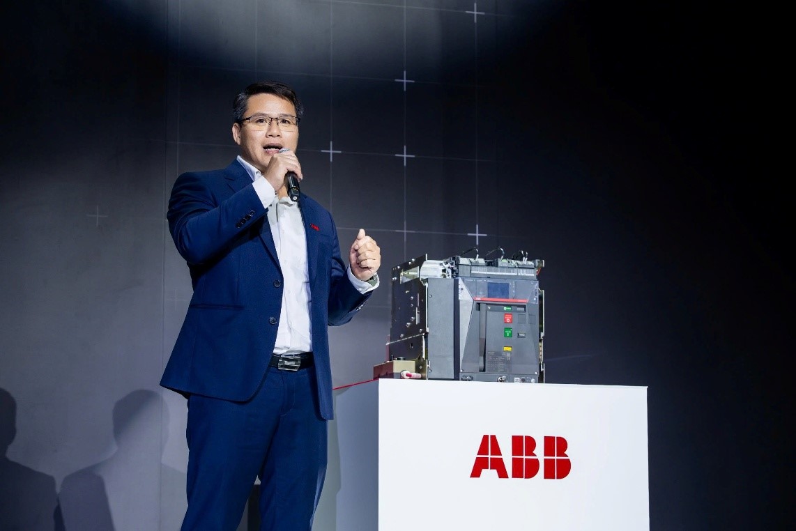 ABB ra mắt thị trường Việt Nam máy cắt không khí đạt chuẩn an ninh mạng đầu tiên thế giới 1 ABB ra mắt thị trường Việt Nam máy cắt không khí đạt chuẩn an ninh mạng đầu tiên thế giới - fgff
