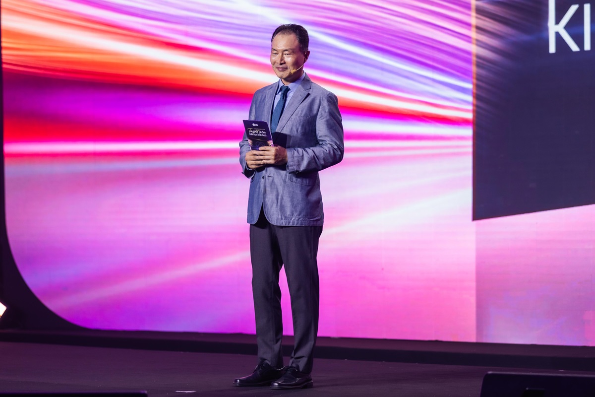 LG nâng tầm hệ sinh thái giải trí tại gia với dải TV AI và loa thanh thế hệ 2026 tuyệt phẩm - Ông Song Ikhwan Tổng Giám dốc Kinh doanh Marketing LG Electronics Việt Nam chia sẻ tại sự kiện