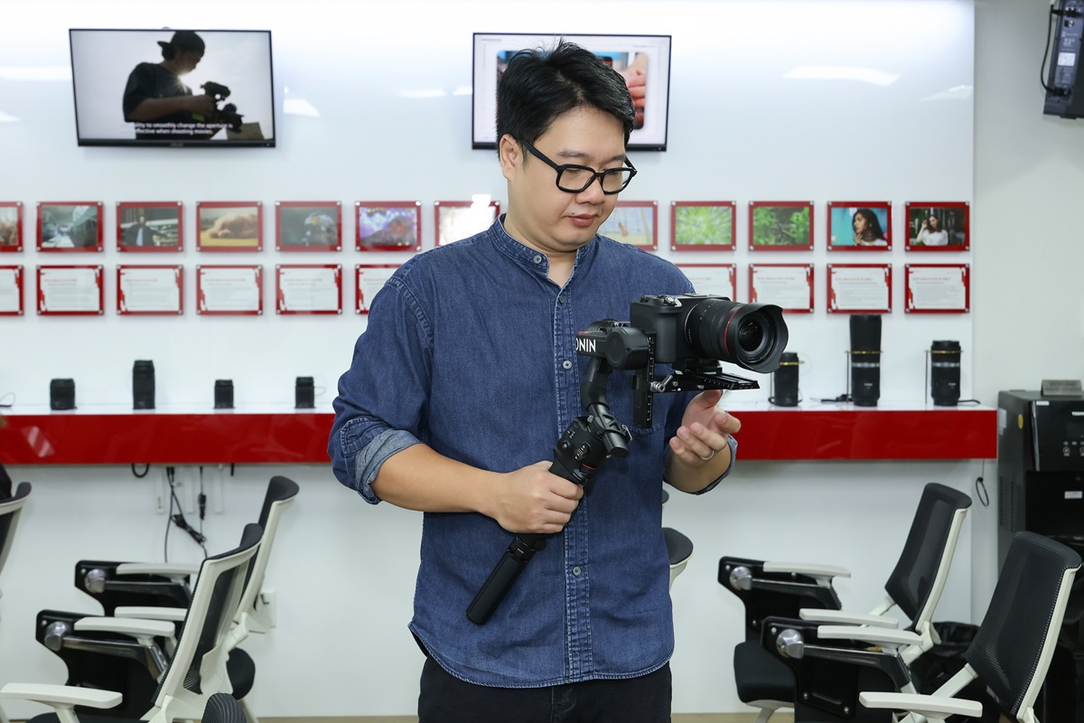 Thỏa sức sáng tạo với máy quay Canon EOS R6 V cùng ống kính Power Zoom, giá hợp lý 6 Thỏa sức sáng tạo với máy quay Canon EOS R6 V cùng ống kính Power Zoom, giá hợp lý - R63 8480