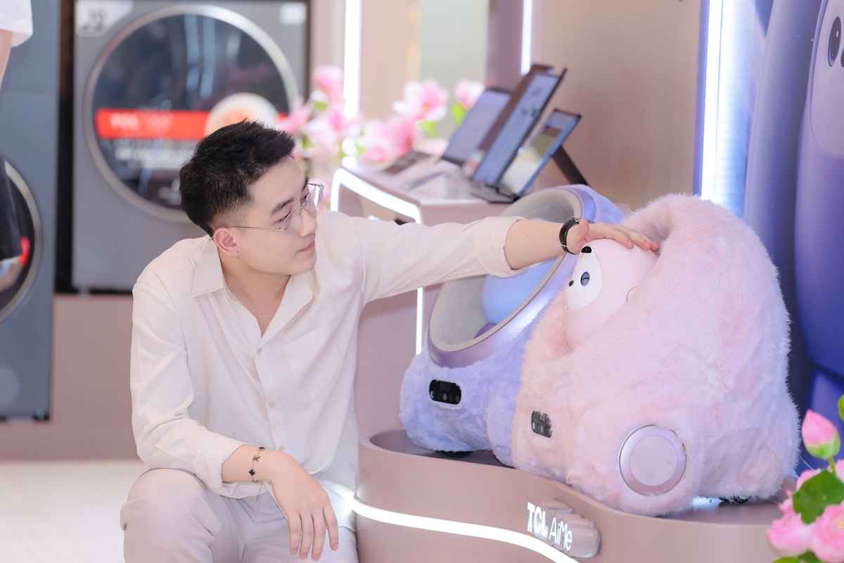 TCL tạo không gian nghệ thuật "chạm" vào dòng chảy di sản và văn hóa tại Nhà hát Hồ Gươm 4 TCL tạo không gian nghệ thuật "chạm" vào dòng chảy di sản và văn hóa tại Nhà hát Hồ Gươm - Robot Aime