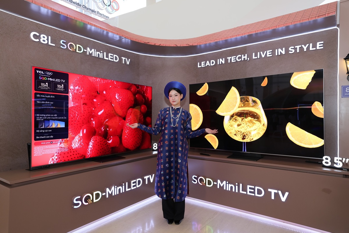 TCL tạo không gian nghệ thuật "chạm" vào dòng chảy di sản và văn hóa tại Nhà hát Hồ Gươm 1 TCL tạo không gian nghệ thuật "chạm" vào dòng chảy di sản và văn hóa tại Nhà hát Hồ Gươm - SQD