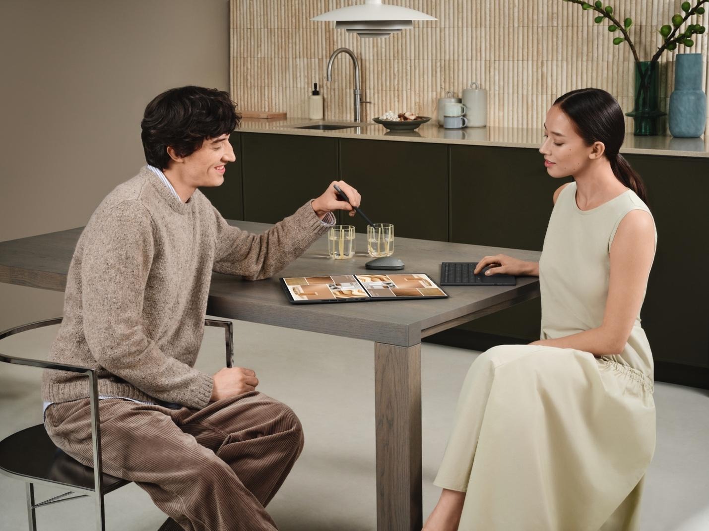 Zenbook DUO 2026 - mẫu laptop hai màn hình giành giải Vàng về Việt Nam và đã mở đặt hàng trước - image 30