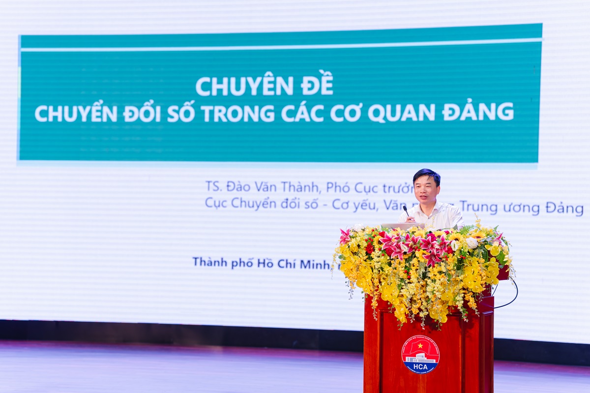 TP.HCM khai giảng Chương trình tập huấn cho 800 cán bộ phụ trách công tác tham mưu chuyển đổi số khối Đảng, Mặt trận và cấp xã - z7789452065261 9817999a945f4316355c723675ed95df