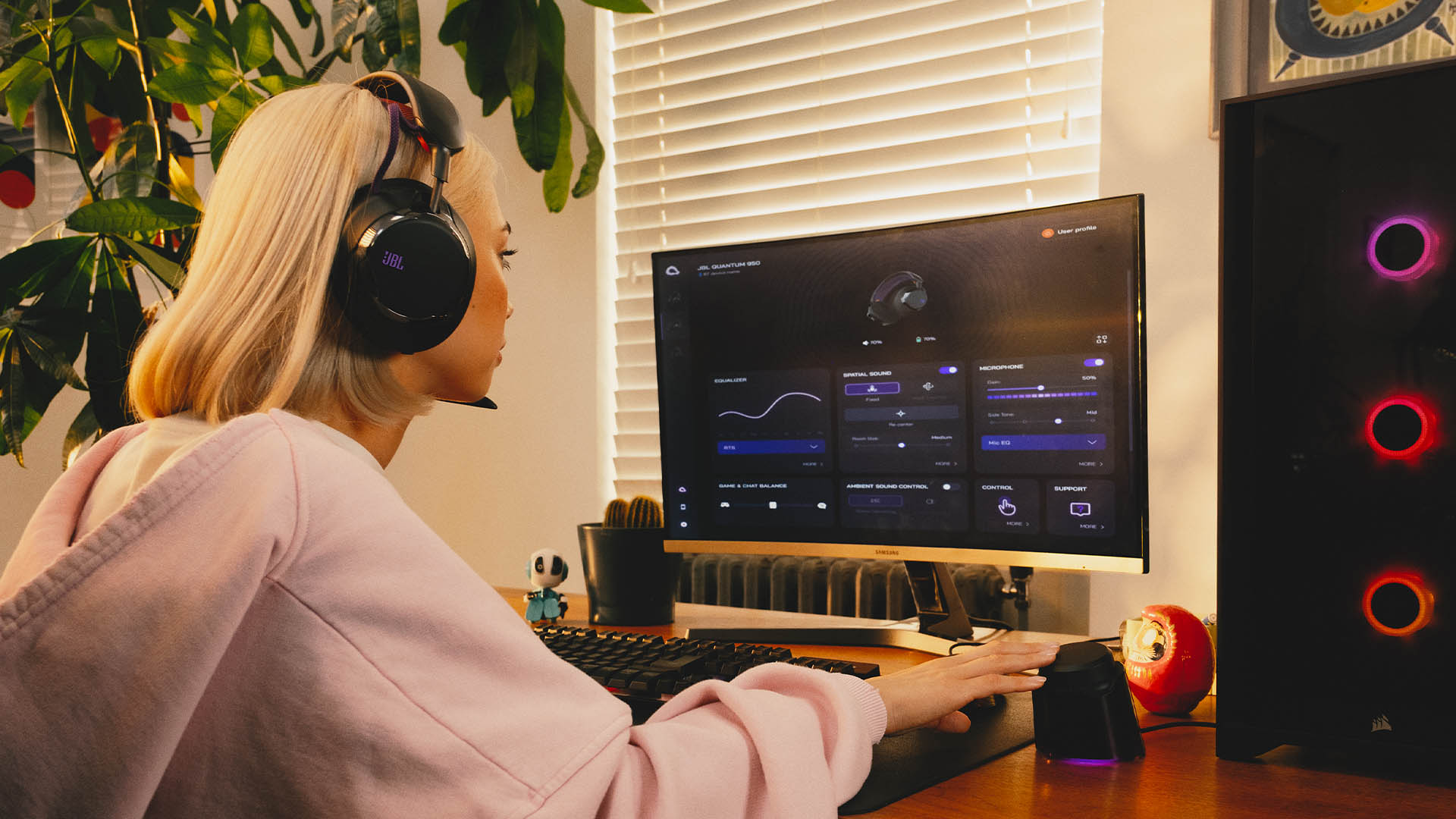 JBL Quantum Series, bộ ba tai nghe gaming khiến thế giới game bừng sức mạnh -