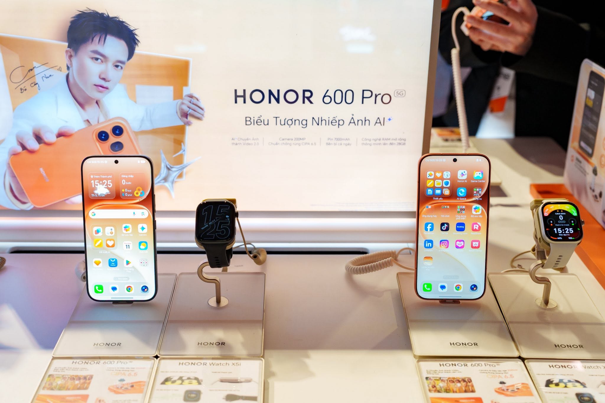 Watch X5i cùng bộ ba tai nghe Earbuds 4, Earbuds A Pro và Earbuds X10 Lite bán ra tại Việt Nam, giá tốt cho chất lượng 1 Watch X5i cùng bộ ba tai nghe Earbuds 4, Earbuds A Pro và Earbuds X10 Lite bán ra tại Việt Nam, giá tốt cho chất lượng - 721701267 27195070396788039 4335540714466534121 n 1